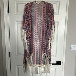 En Crème Size Small Kimono with tassels/open sleeves